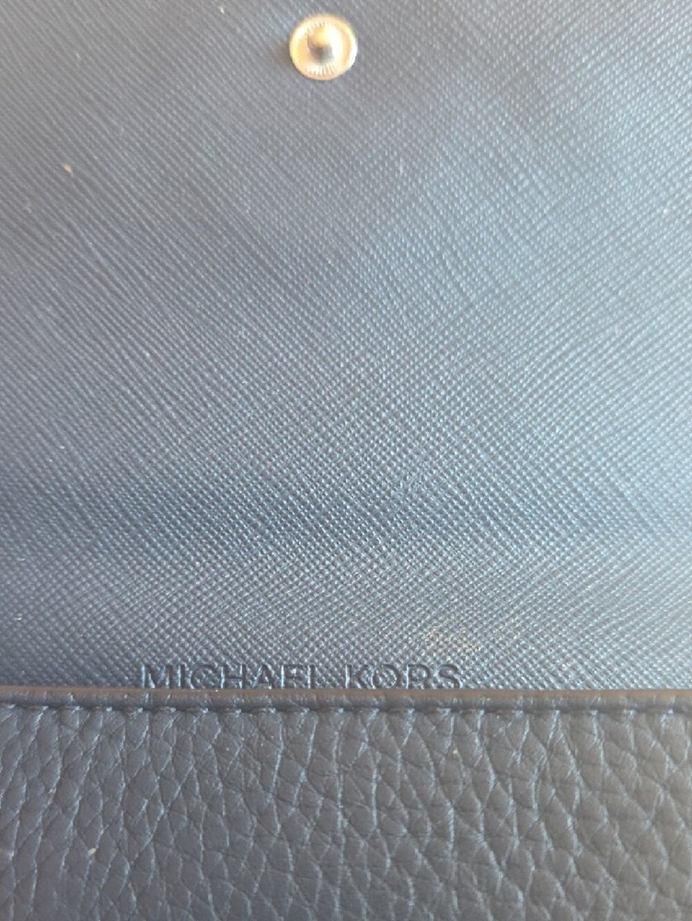 Michael Kors Black Leather Trifold Wallet with Gold MK Emblem - Picture 3 of 4